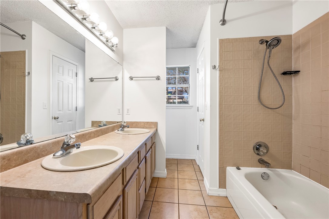 Walnut Park Add Ph I - Residential