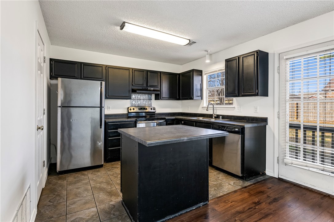 Walnut Park Add Ph I - Residential