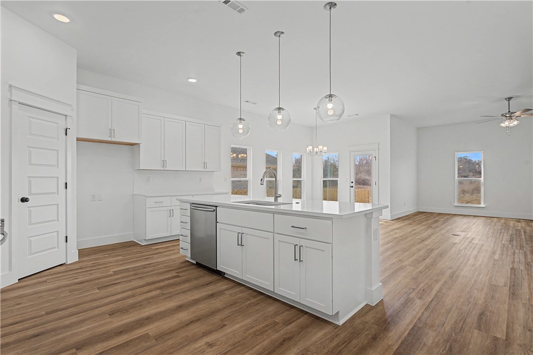 Woodcrest Walk - Residential