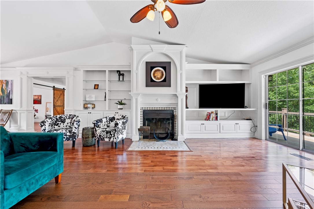 Brittany Sub Bvv - Residential