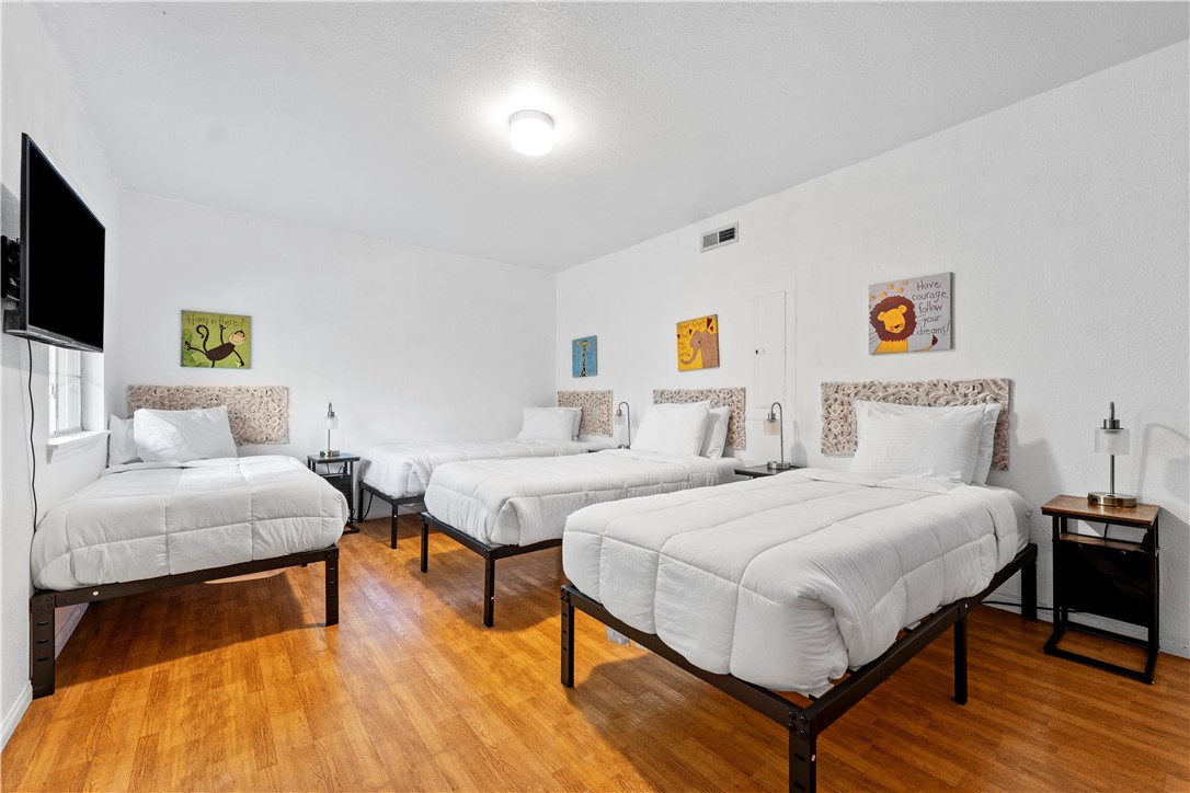 Brittany Sub Bvv - Residential