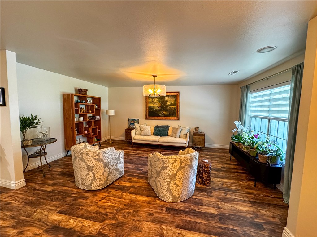 High Chaparral III - Residential