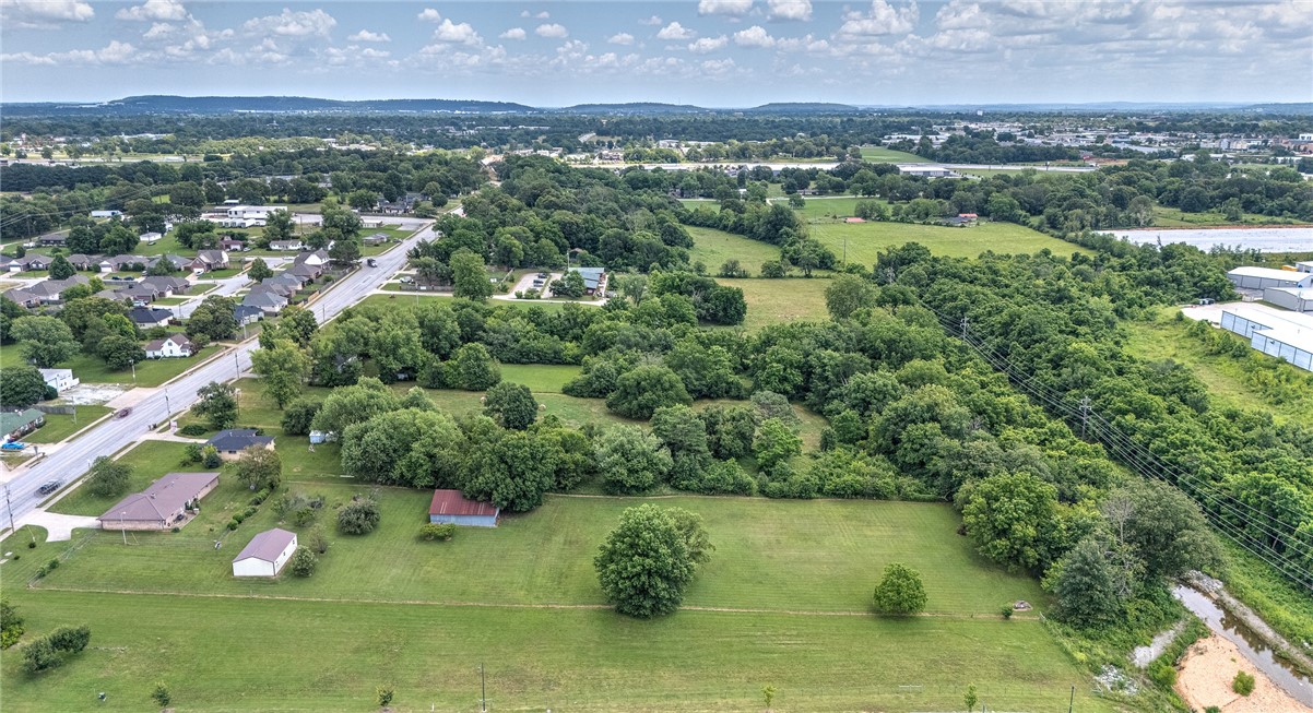 Springdale Outlots - Land