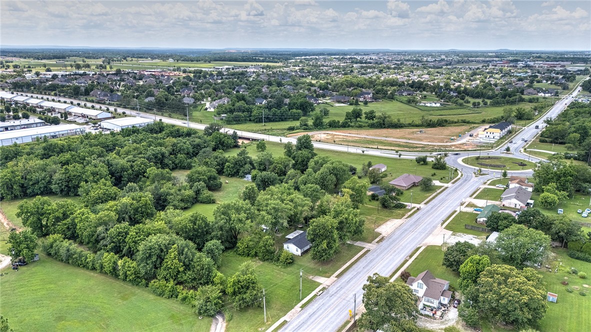 Springdale Outlots - Land