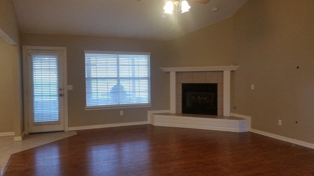 Wellington Heights Ph I Cave Spgs - Residential Lease