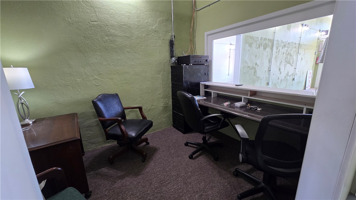 Gentry Orig Gentry - Commercial Lease