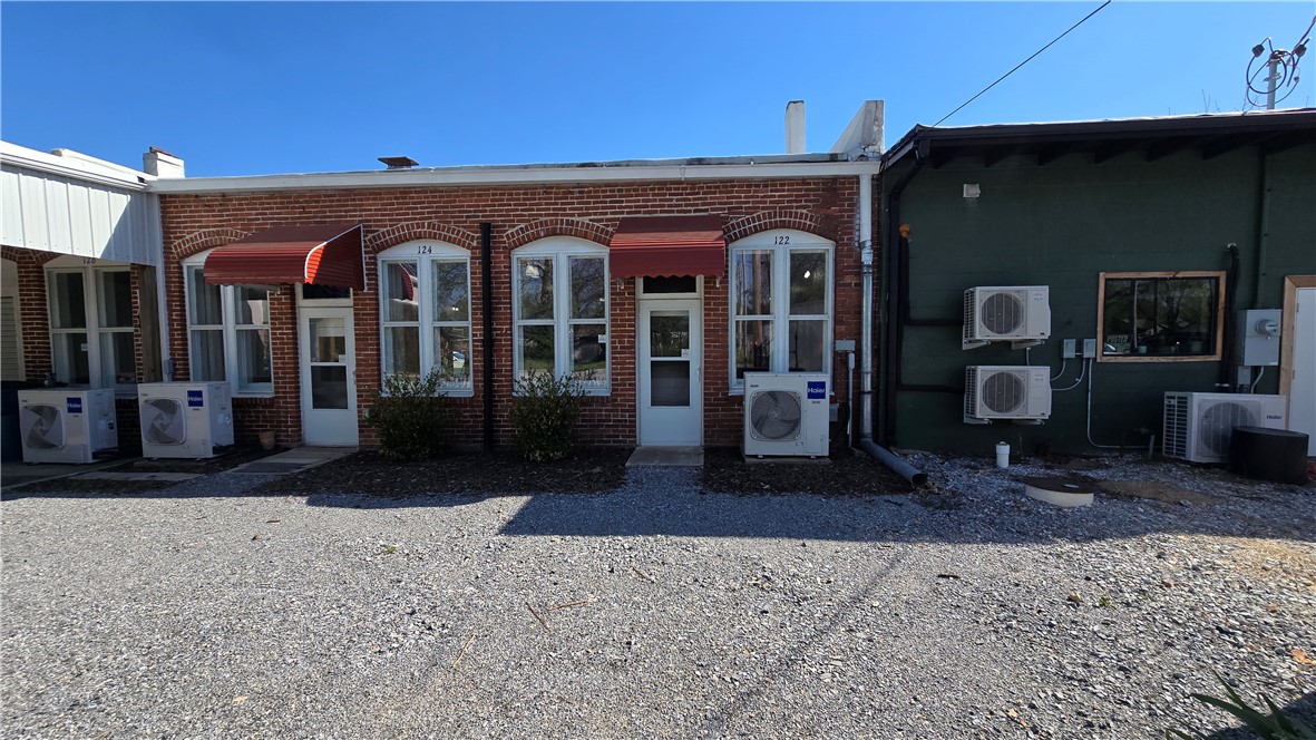 Gentry Orig Gentry - Commercial Lease