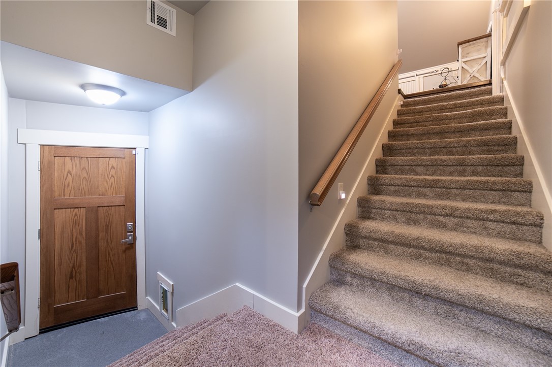 Carls Sub Siloam Spgs - Residential