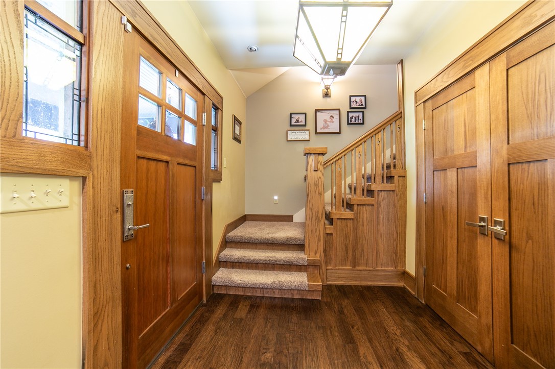 Carls Sub Siloam Spgs - Residential