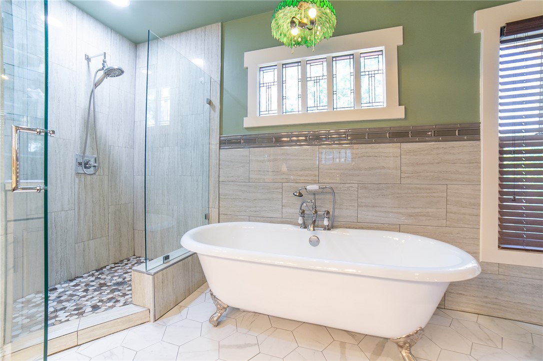 Carls Sub Siloam Spgs - Residential