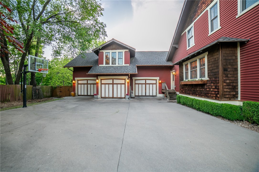 Carls Sub Siloam Spgs - Residential