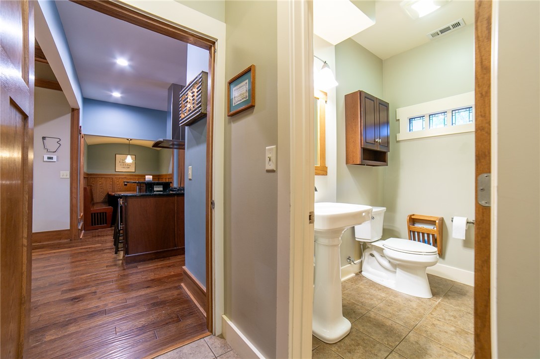 Carls Sub Siloam Spgs - Residential