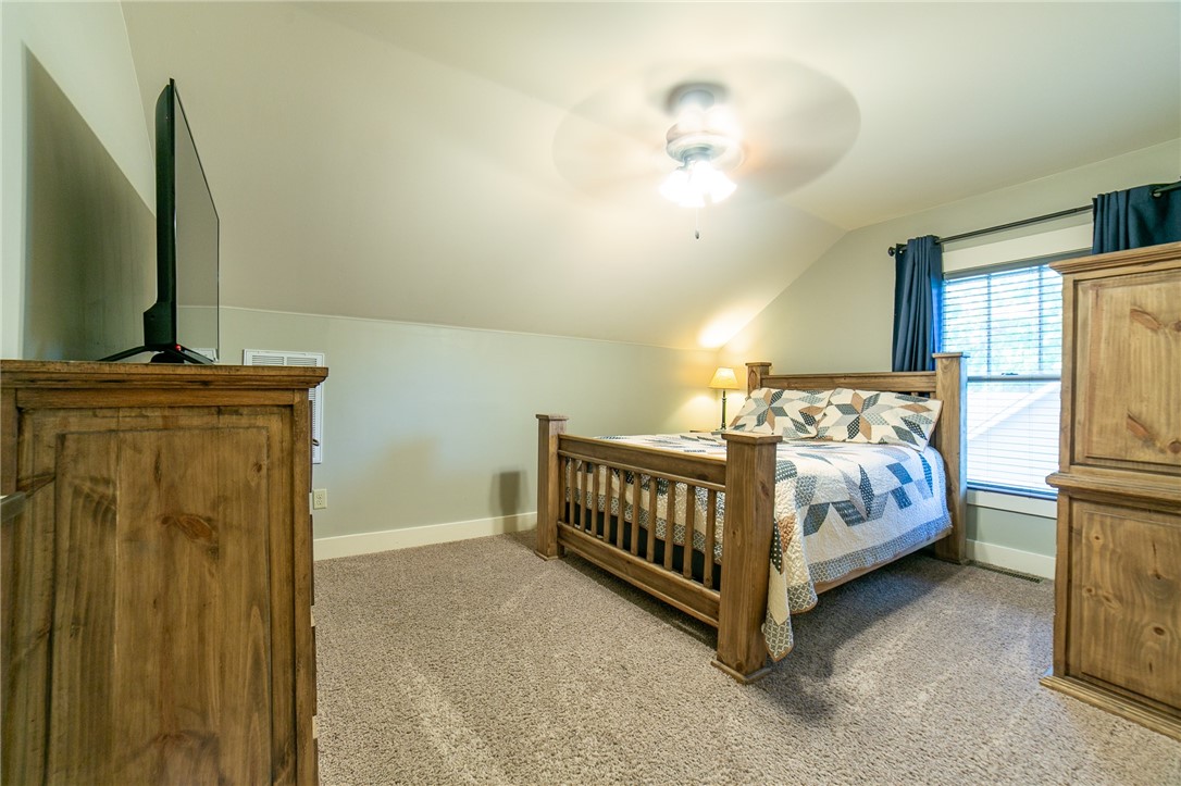 Carls Sub Siloam Spgs - Residential