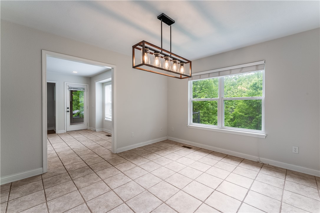 Charing Sub-Bvv - Residential Lease