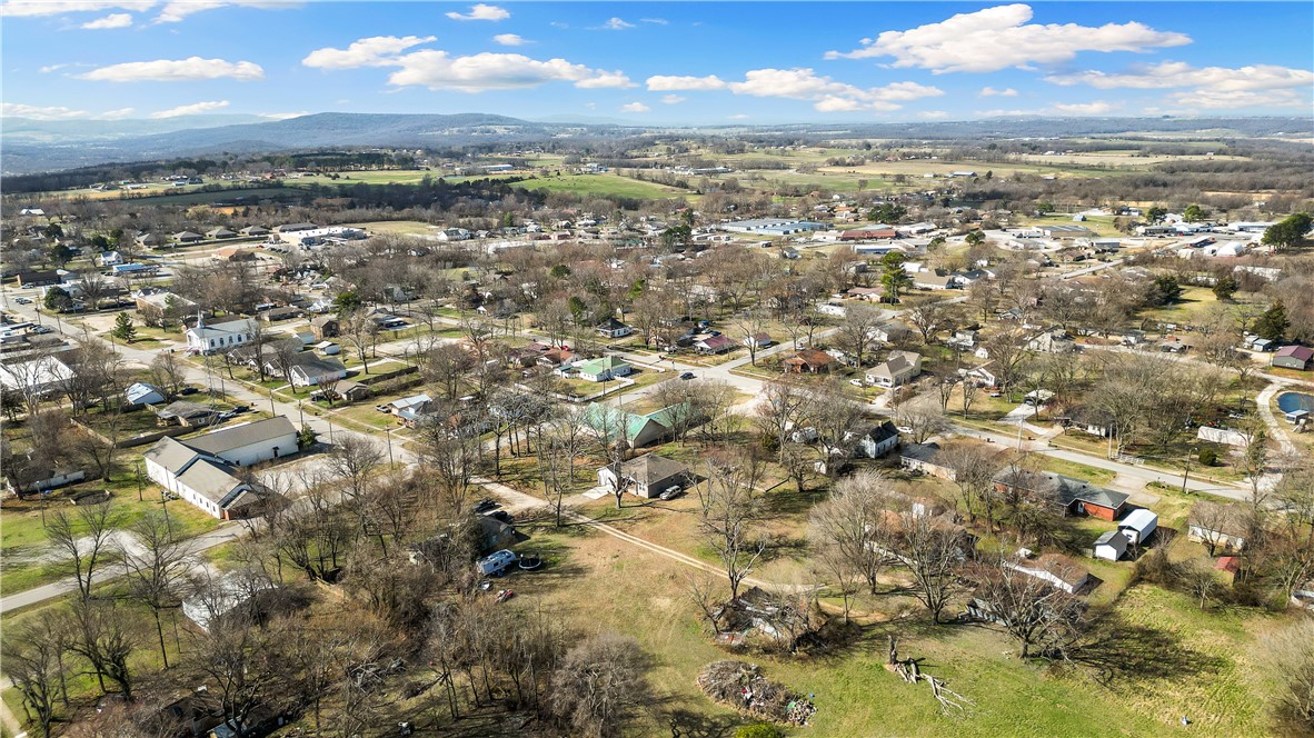 Lincoln Outlots - Residential