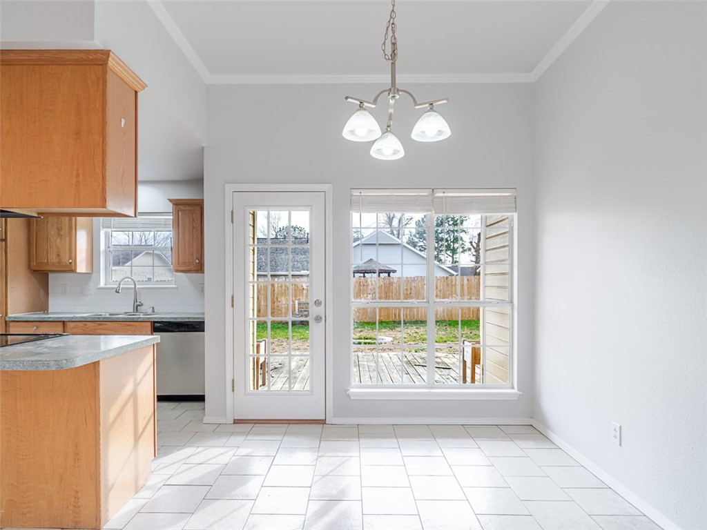 Pine Meadow Add Rogers - Residential Lease