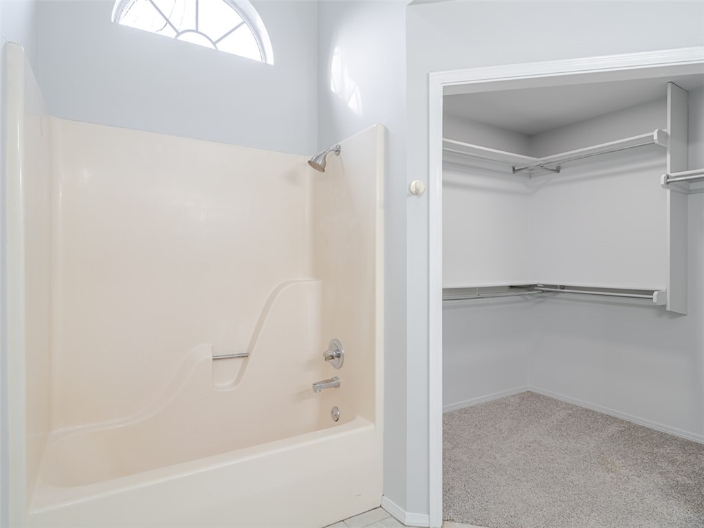 Pine Meadow Add Rogers - Residential Lease