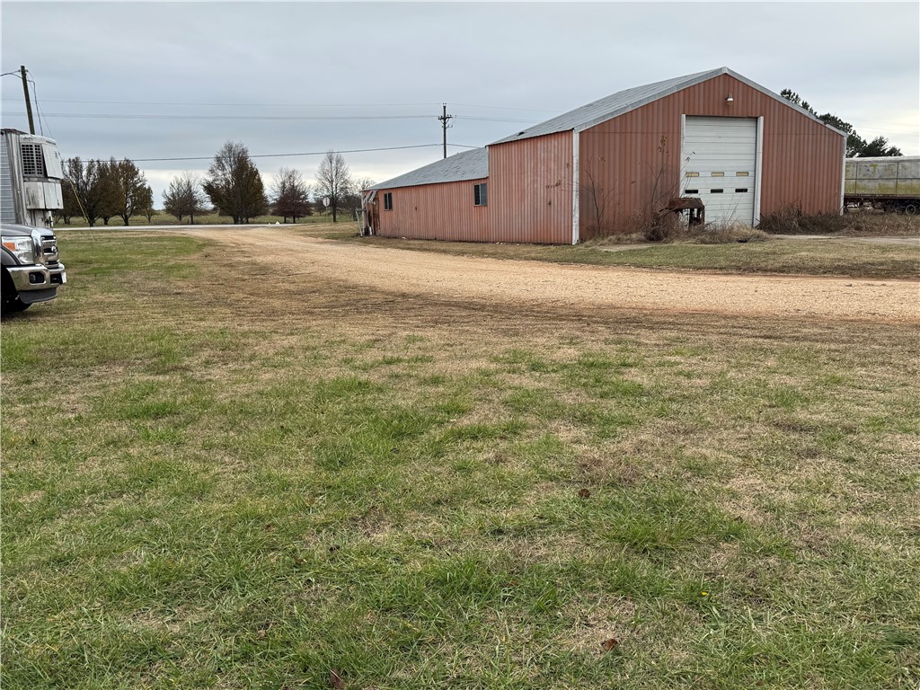 Lincoln Outlots - Land