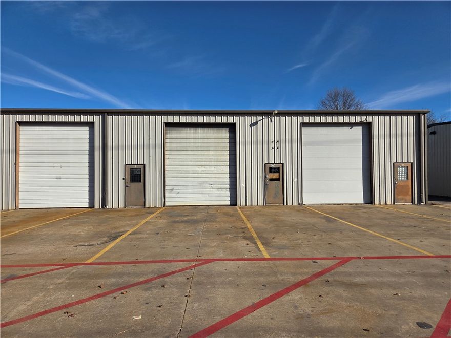 Triple-bay, climate-controlled, centrally-located commercial warehouse space with dedicated office, near Springdale Municipal Airport available now! A fantastic opportunity to secure 3,450 square feet of expansive space to suit your business needs. Three large, 14' overhead bay doors ensure convenient access for loading and unloading into the three combined units (one door has electric opener). The space is equipped with two mini-split air conditioning units and 3 gas heaters to maintain a comfortable working environment year-round. Office also has A/C. Interior bathroom for convenience. Tenant responsible for all utilities. Establish a stable base for your business operations with this strategic industrial park location which also offers excellent connectivity to major transportation routes to support the logistical operations for your business. Whether you require storage, distribution, or manufacturing space, this warehouse provides the ideal setting for your operations. Contact us now to schedule a viewing!