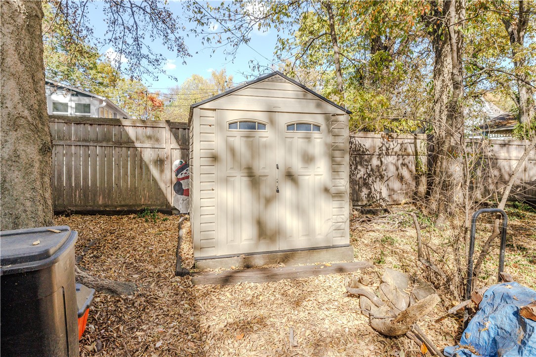 Wm C Tates Add Siloam Spgs - Residential