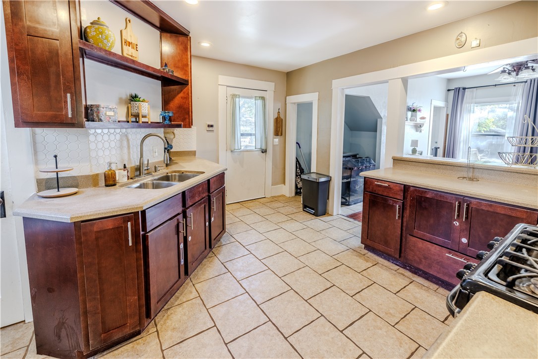 Wm C Tates Add Siloam Spgs - Residential