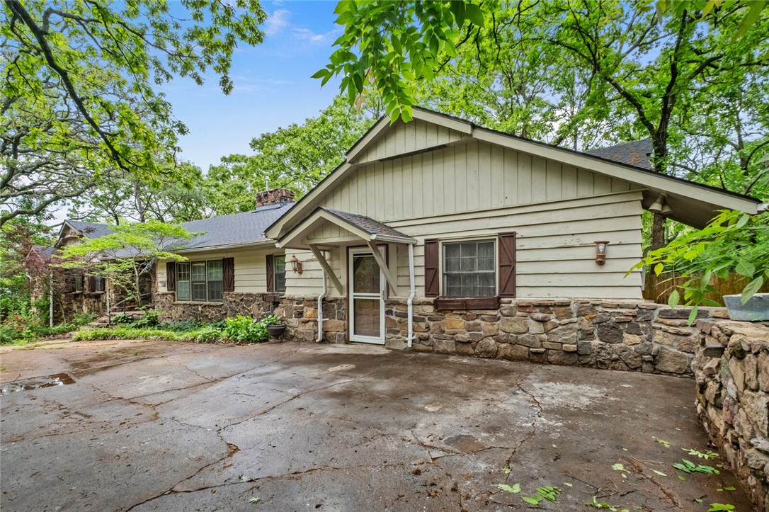 Oaks Manor Sub - Residential