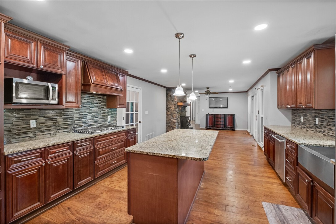 Oaks Manor Sub - Residential