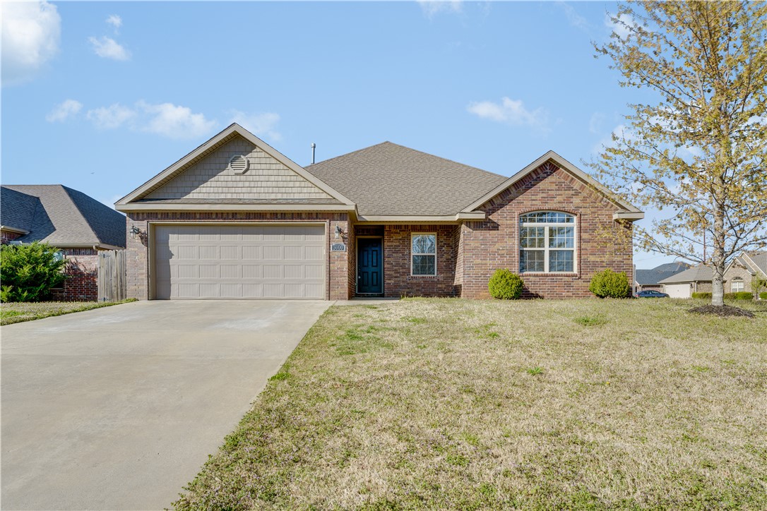 Welcome to your next home! Excellent 4 bedroom 2 bath. This house has an open floor plan with granite counters throughout, stainless steel appliances, nice covered patio, a fenced backyard, and much more. Available For immediate occupancy. Background and credit check required. Come See!