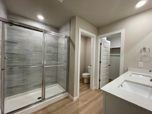 Cottonwood Place - Residential Lease