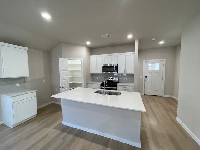 Cottonwood Place - Residential Lease