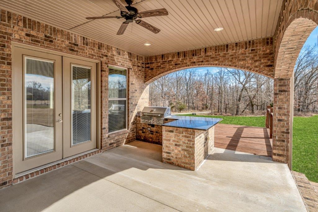 Oak Tree - Residential