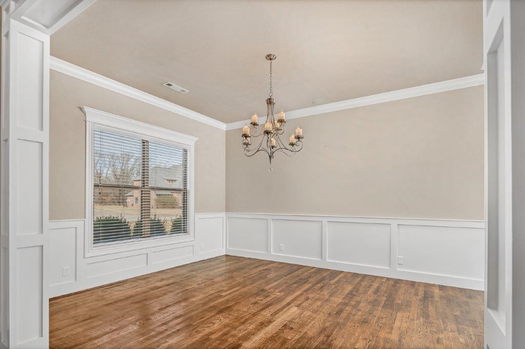 Oak Tree - Residential