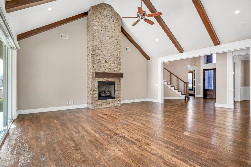 Oak Tree - Residential