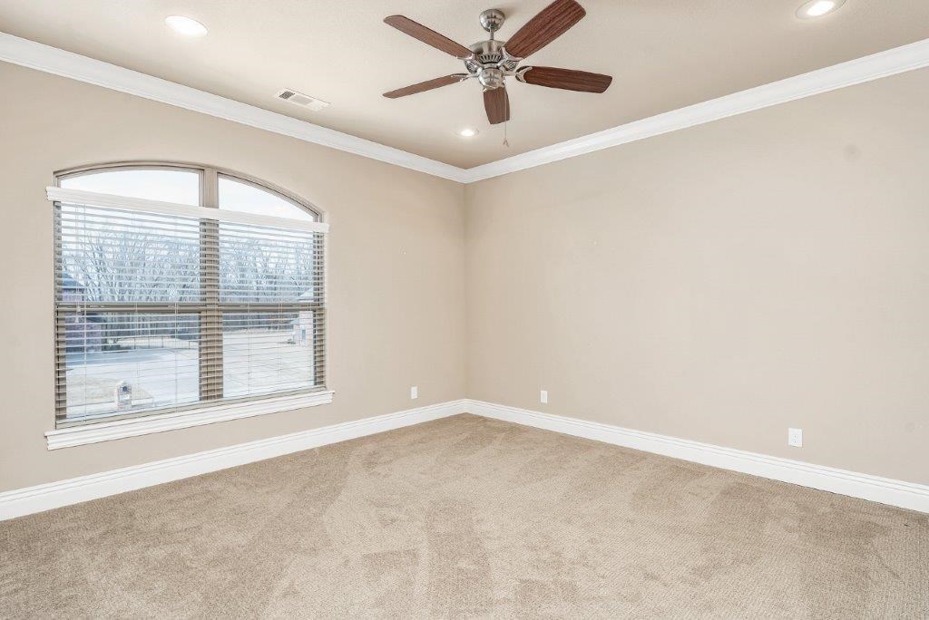 Oak Tree - Residential