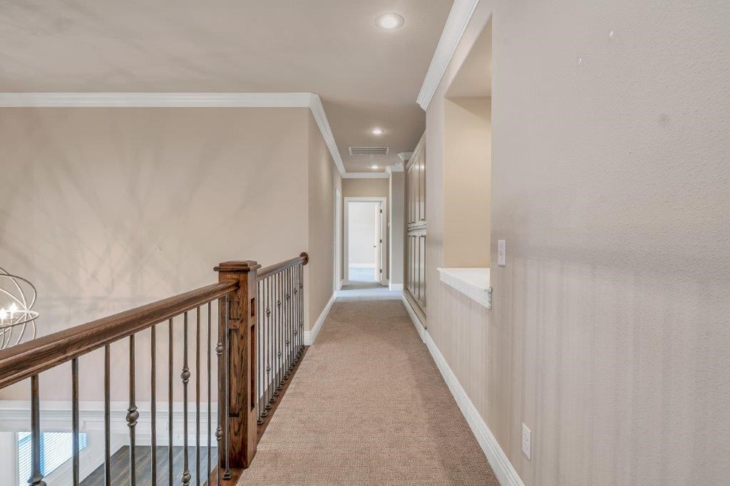 Oak Tree - Residential