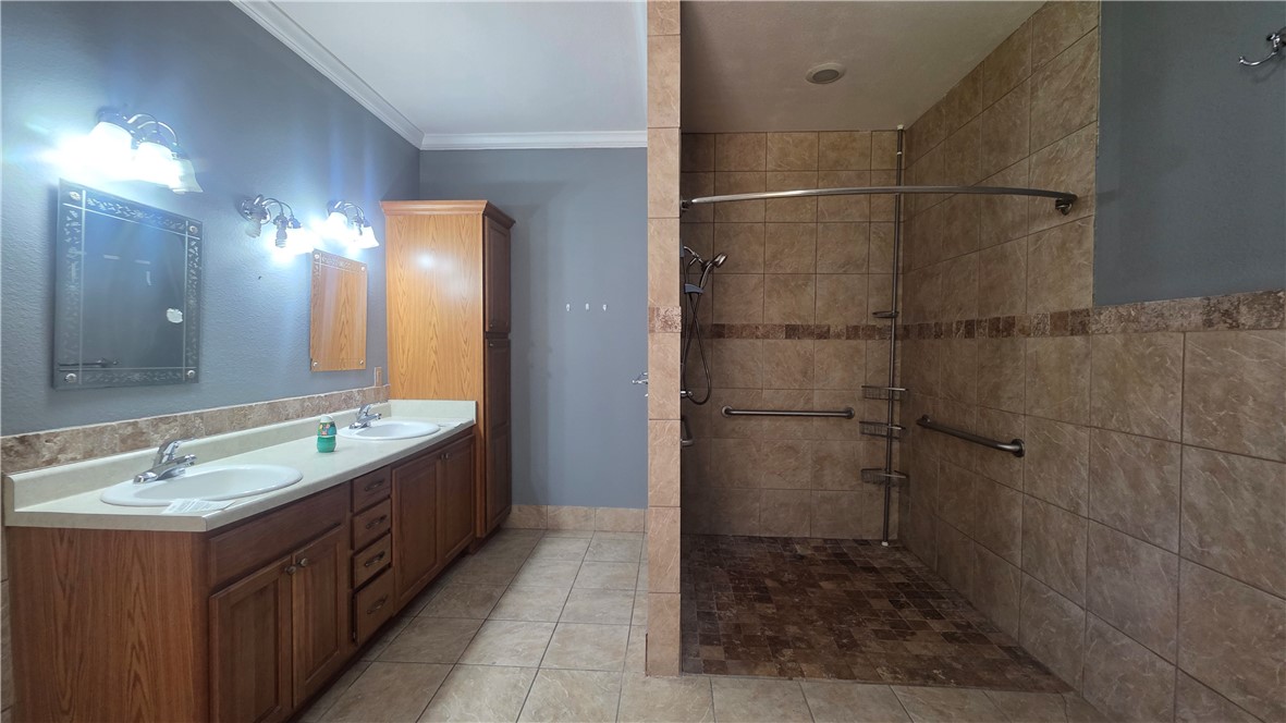 30-06-17 RURAL METES & BOUNDS - Residential