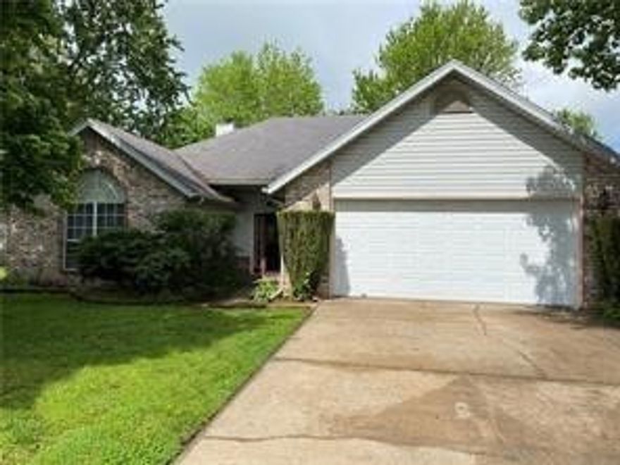 MLS DATA ENTRY ONLY - LEASE RENEWAL