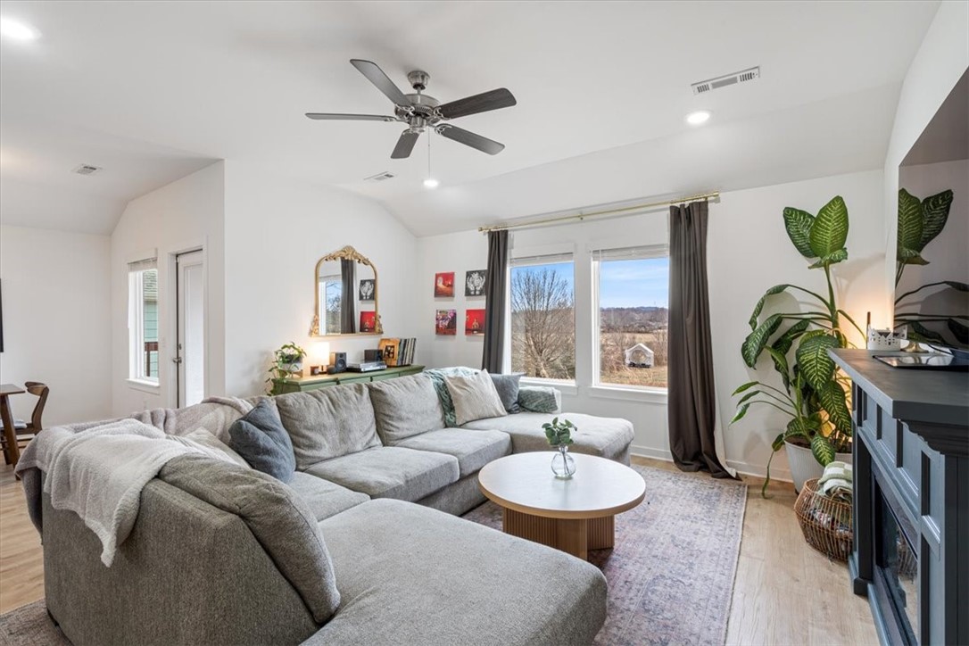 Aiden's Place - Residential