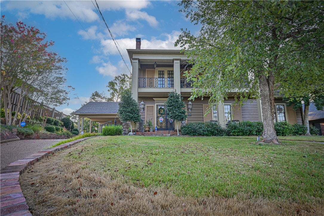 147 Waverly Wood Drive - Photo 2