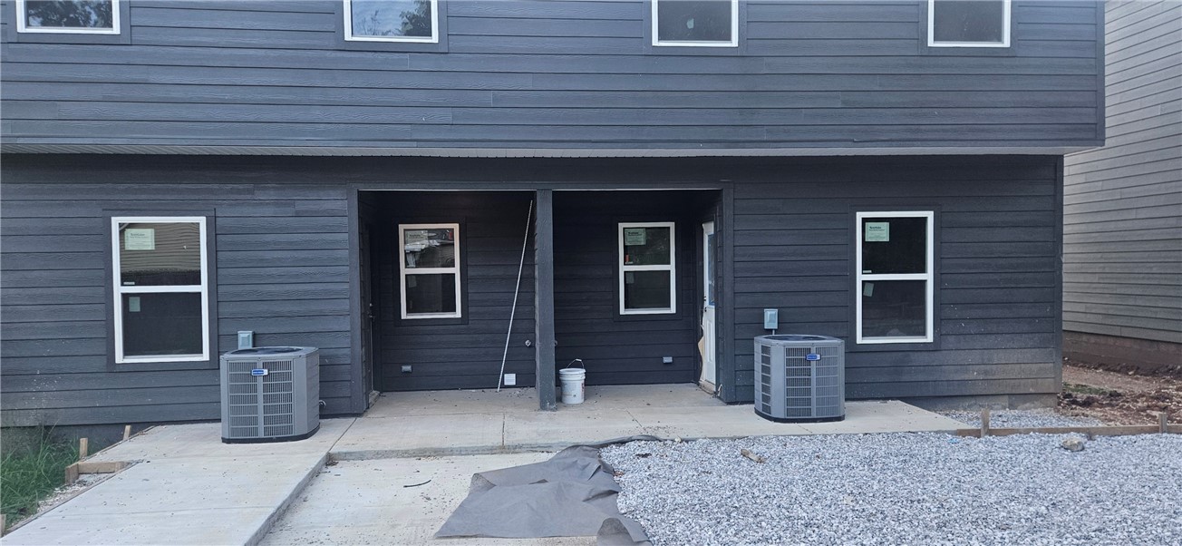 Fayetteville Outlots - Residential Lease