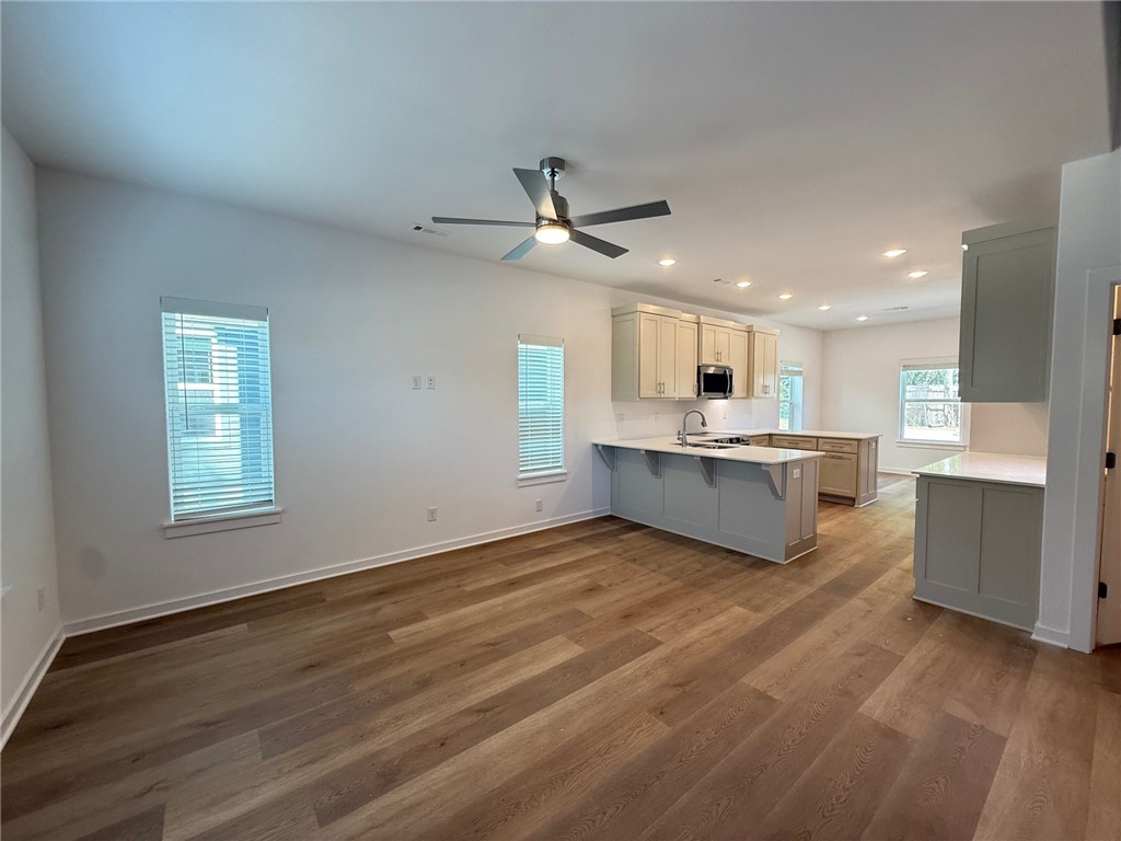 Fayetteville Outlots - Residential Lease