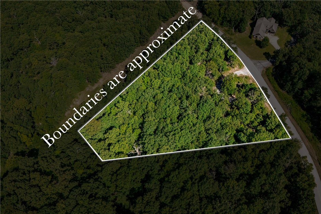 Thompson Estates Bvv - Land