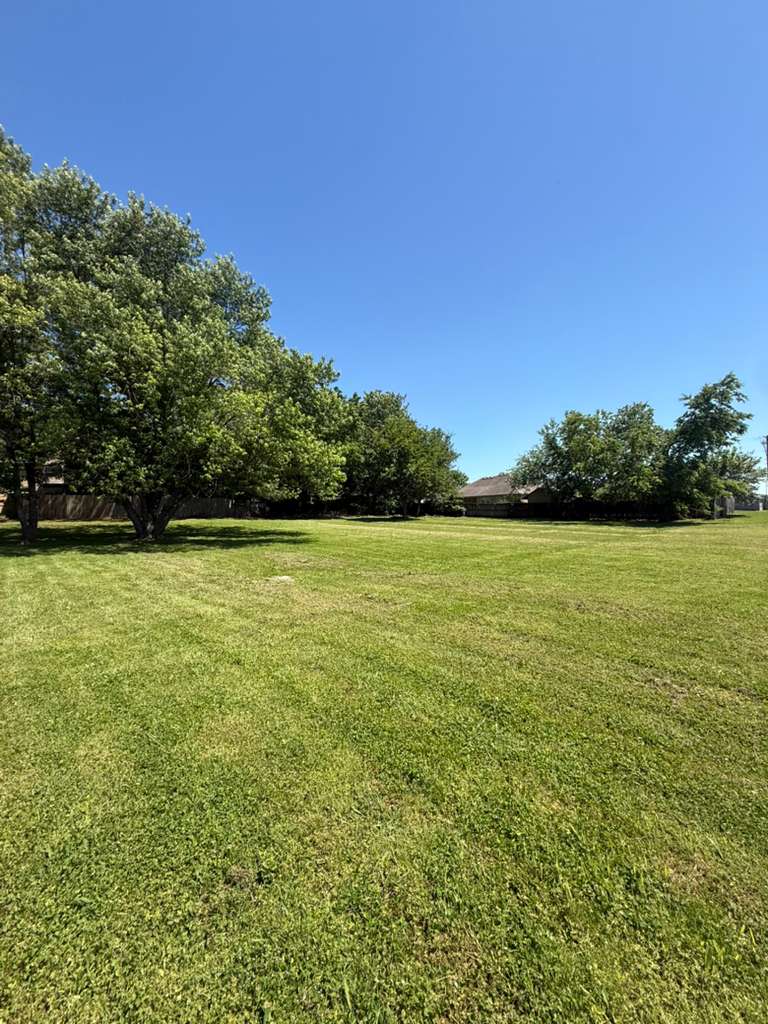 Springdale Outlots - Land