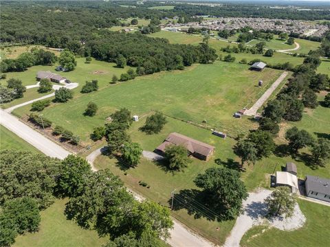 Photo of 19161 Old Springtown Road, Gentry, AR 72734 (MLS # 1331983)