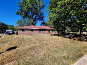 Howell's (Danville) - Residential