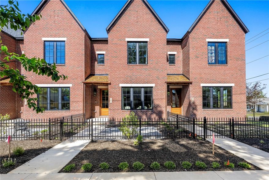 Lucatoni Townhomes! Prime location and thoughtful architectural design in Northwest Bentonville, just
steps from the Downtown Square, Crystal Bridges, Park Springs Park, and five public schools within
blocks. Designed by the esteemed Flintlock Ltd architecture team and landscapes by Ecological Design
Group, you’ll love the thoughtful touches inside and out that set these townhomes apart. Don’t miss the
solid white oak floors, herringbone brick details, cedar shingle porch awnings, and black aluminum clad
wood windows. Stunning chef’s kitchen with Wolf dual fuel range, custom cabinets, marble counters.
3BRs, 2.5BA with huge 3rd story loft, perfect for media room, office, second living area, or anything your
heart desires it to be! Private 2 car garage. This is the last unit left!