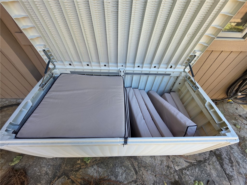 Dunedin Sub Bvv - Residential Lease