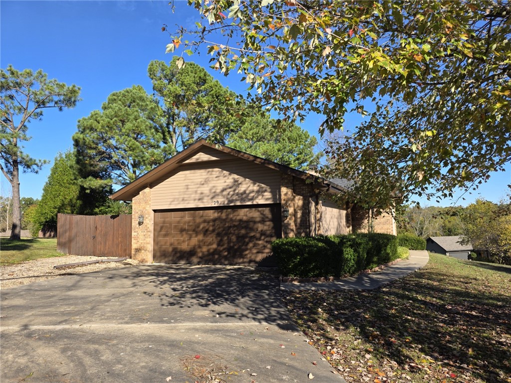 Dunedin Sub Bvv - Residential Lease