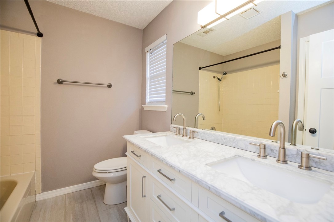 Walnut Heights Add - Residential