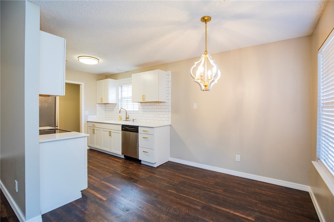 Walnut Heights Add - Residential